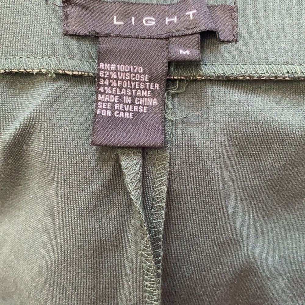 Light. M. Green - Picture 4 of 8